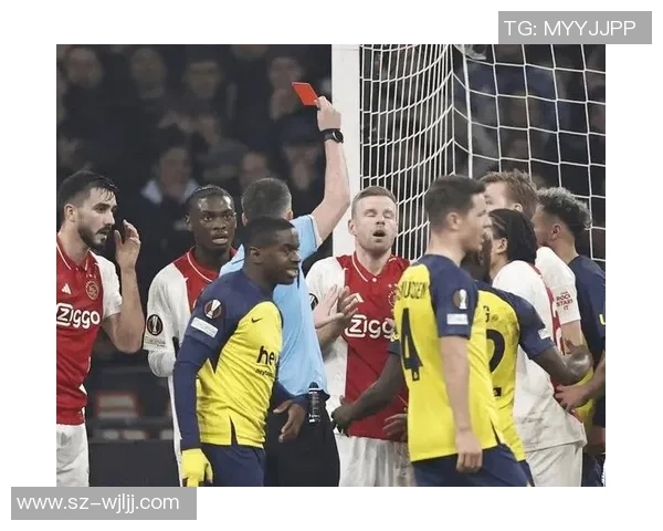 欧联杯精彩对决拜仁与利物浦战成平局神扑引发争议判罚引全场沸腾