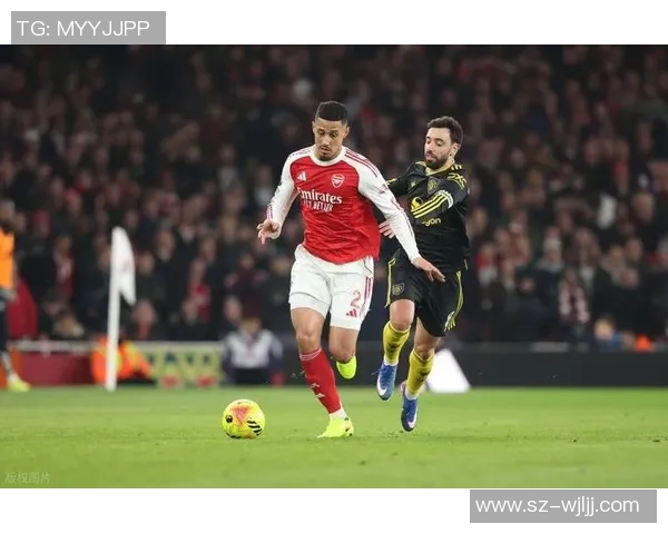 中超激战:尤文图斯逆转曼联乌龙球成关键瞬间引发全场沸腾 中超激战:尤文图斯逆转曼联乌龙球成关键瞬间引发全场沸腾