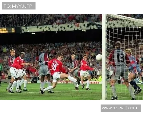 欧联杯精彩对决拜仁逆转曼联补时绝杀引爆全场激情