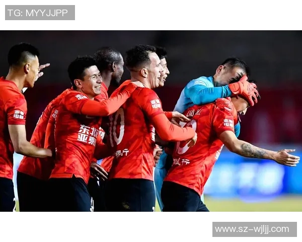 中超激战波尔图逆转那不勒斯红牌争议引发全场热议与点评 中超激战波尔图逆转那不勒斯红牌争议引发全场热议与点评