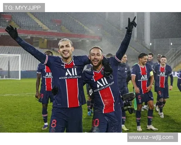 德甲惊现冷门巴黎圣日耳曼大胜里昂引发全场狂欢